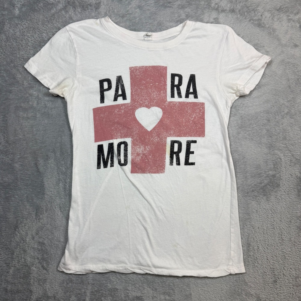 Paramore Graphic T-Shirt Womens M White Band Tee Pop Punk Rock Merch Stained Y2K